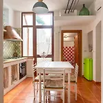 Casa Leo *