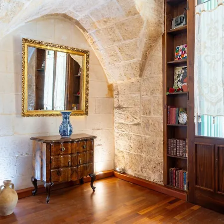Casa Leo * カロヴィーニョ
