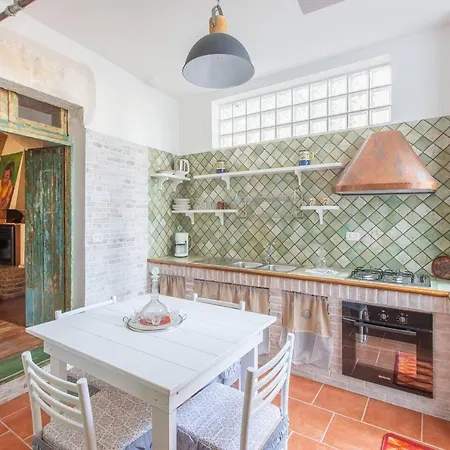 Casa Leo Appartement *