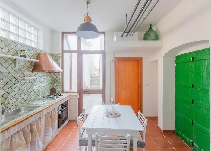 Casa Leo *